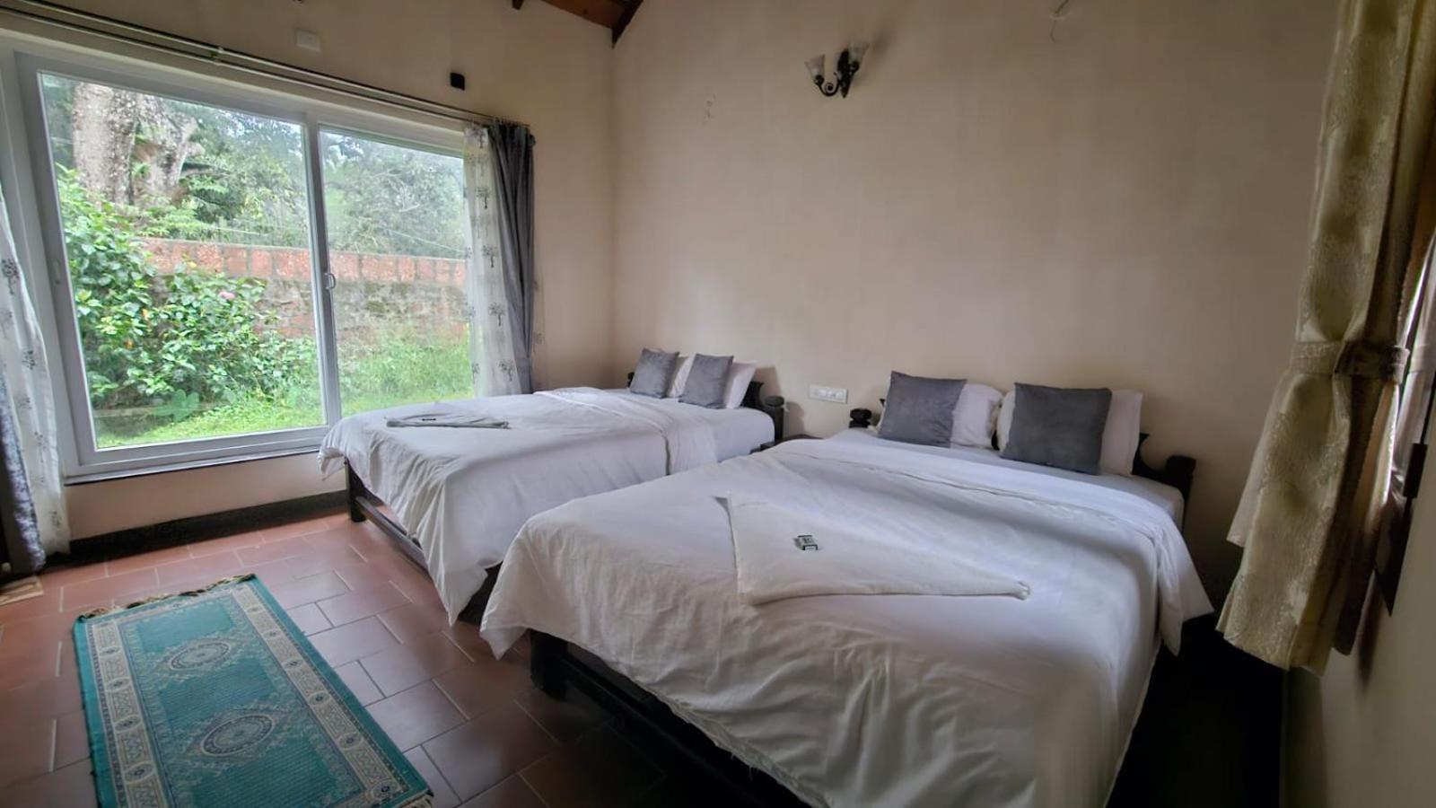 Parampara Resort Chikmagalur Kalasa Kültér fotó